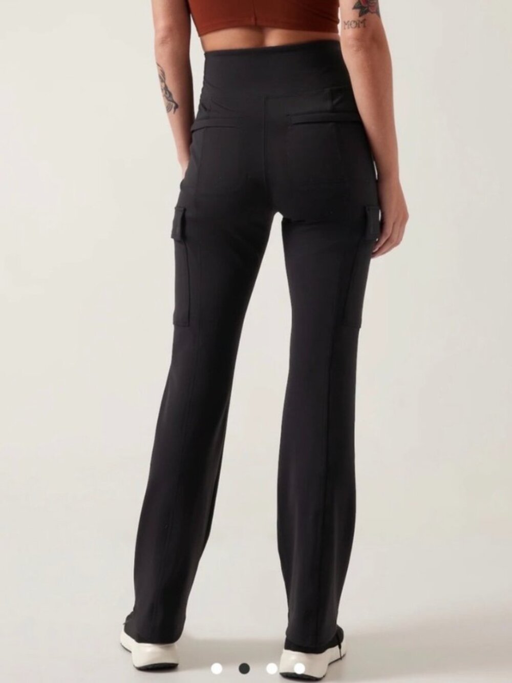 Athleta Delancey Pants Size Medium Black Straight Leg High Rise Cargo Sporty - Picture 2 of 10